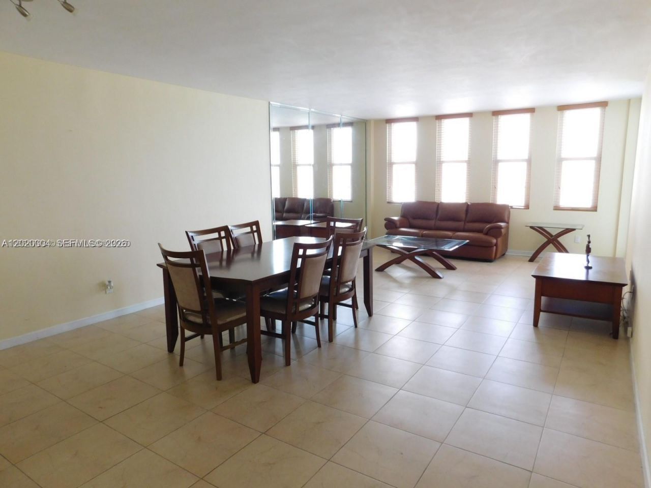 5401 Collins Ave , Unit 1213, Miami Beach, FL 33140 Photo