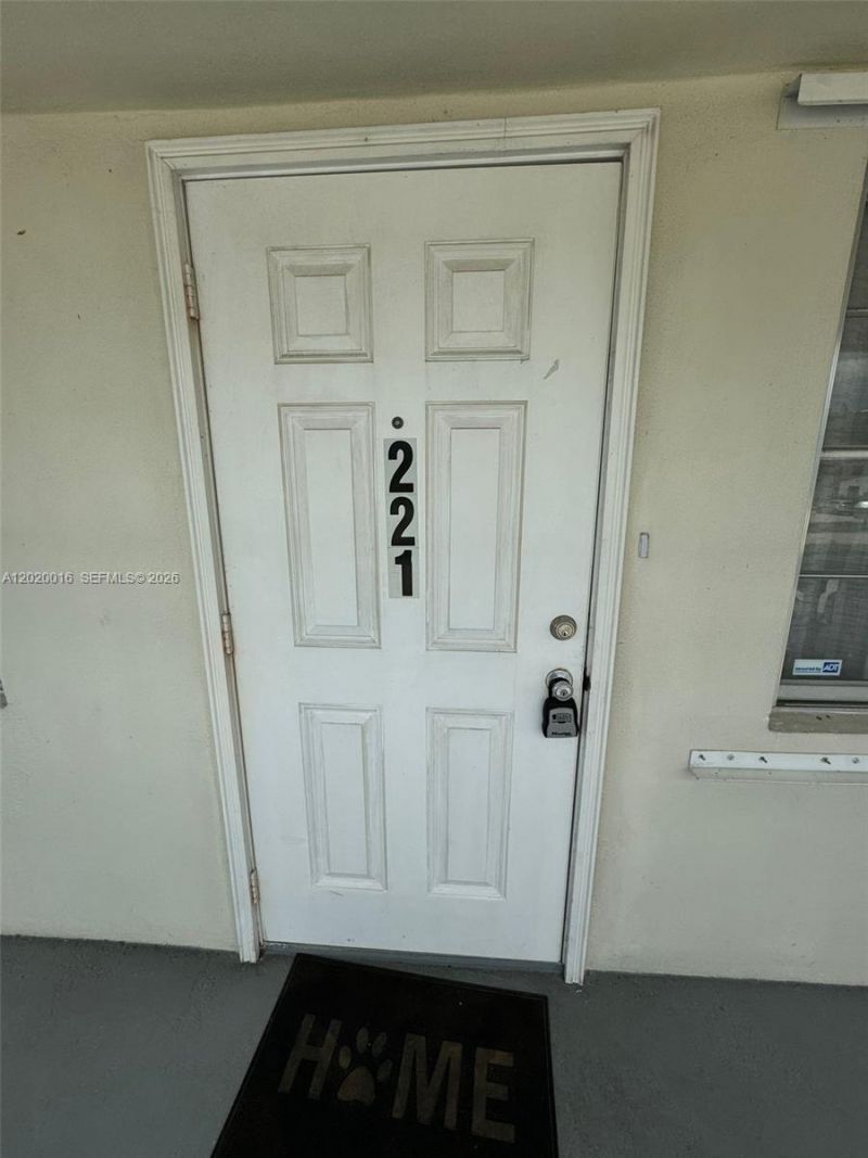 221 Kent M , Unit 221, West Palm Beach, FL 33417 Photo