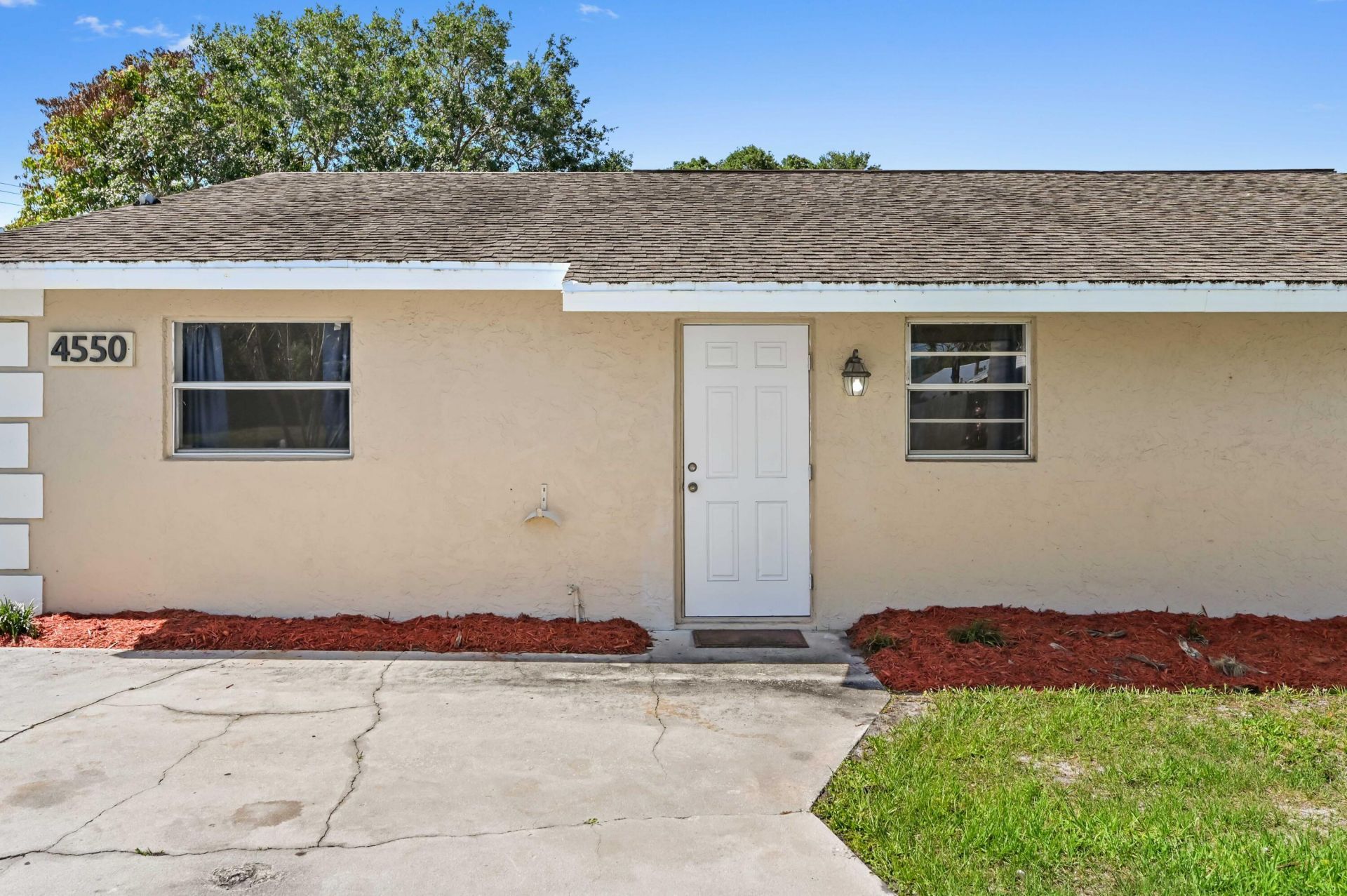 4548- 4550 SE Salvatori Road, Stuart, FL 34997 Photo