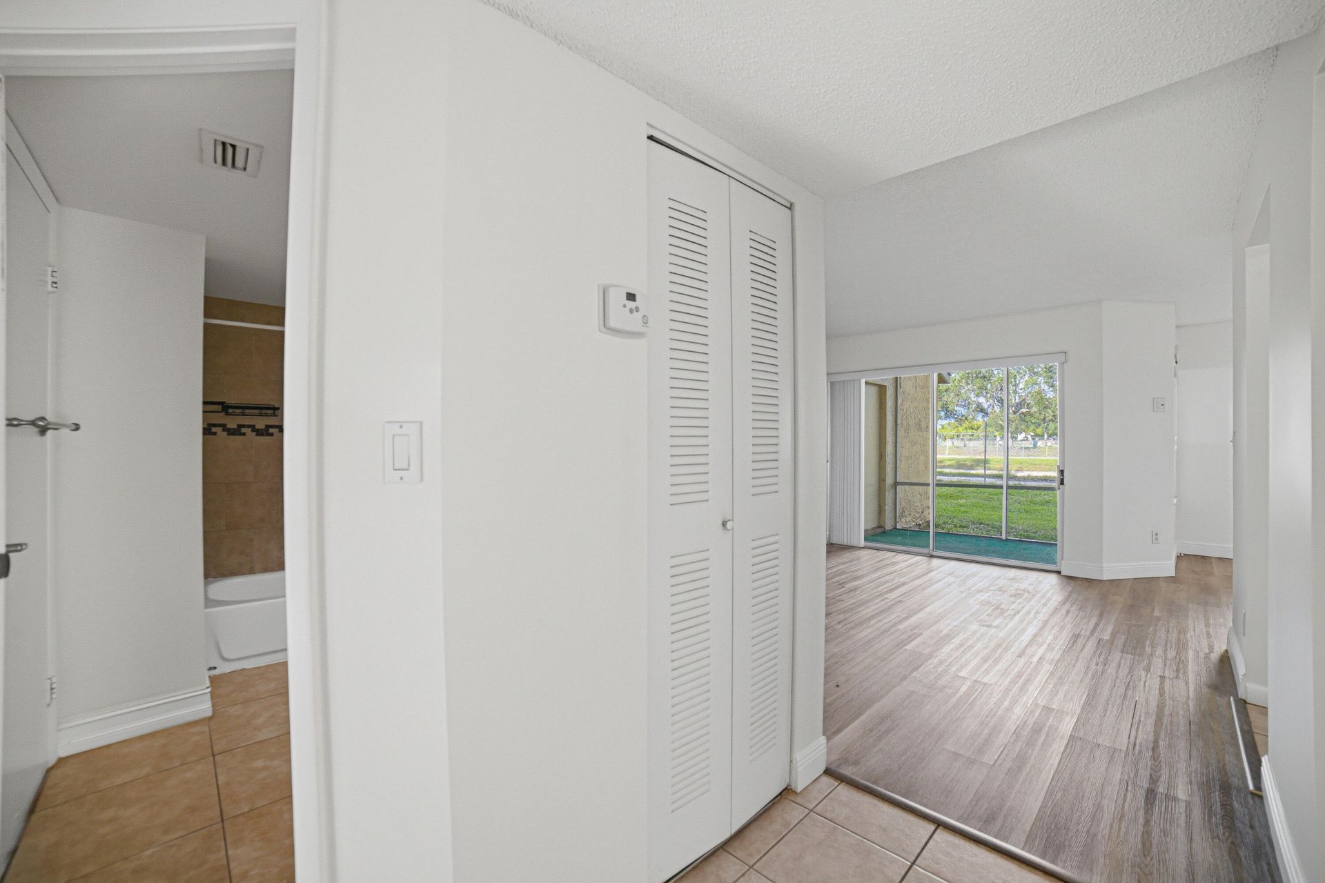 1041 Coral Club Drive, Unit 1041, Coral Springs, FL 33071 Photo