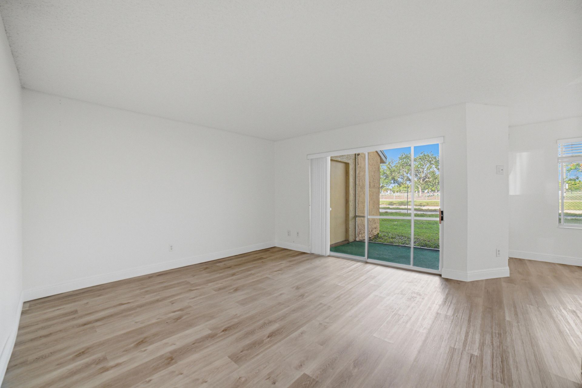 1041 Coral Club Drive, Unit 1041, Coral Springs, FL 33071 Photo