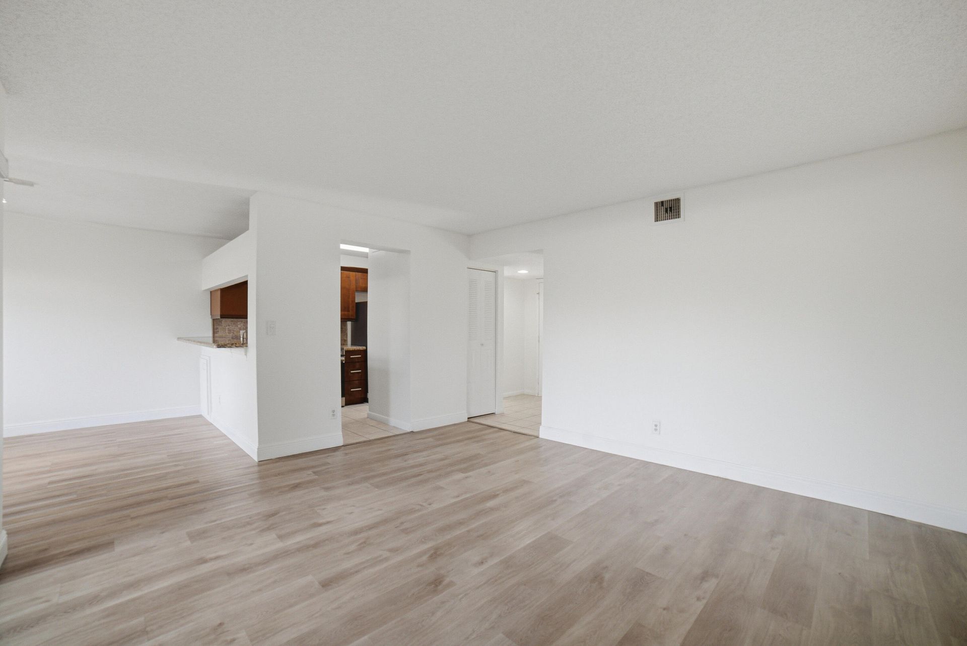 1041 Coral Club Drive, Unit 1041, Coral Springs, FL 33071 Photo