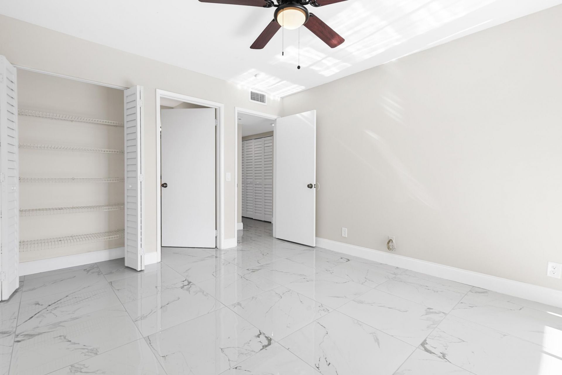712 Meadows Circle, Boynton Beach, FL 33436 Photo