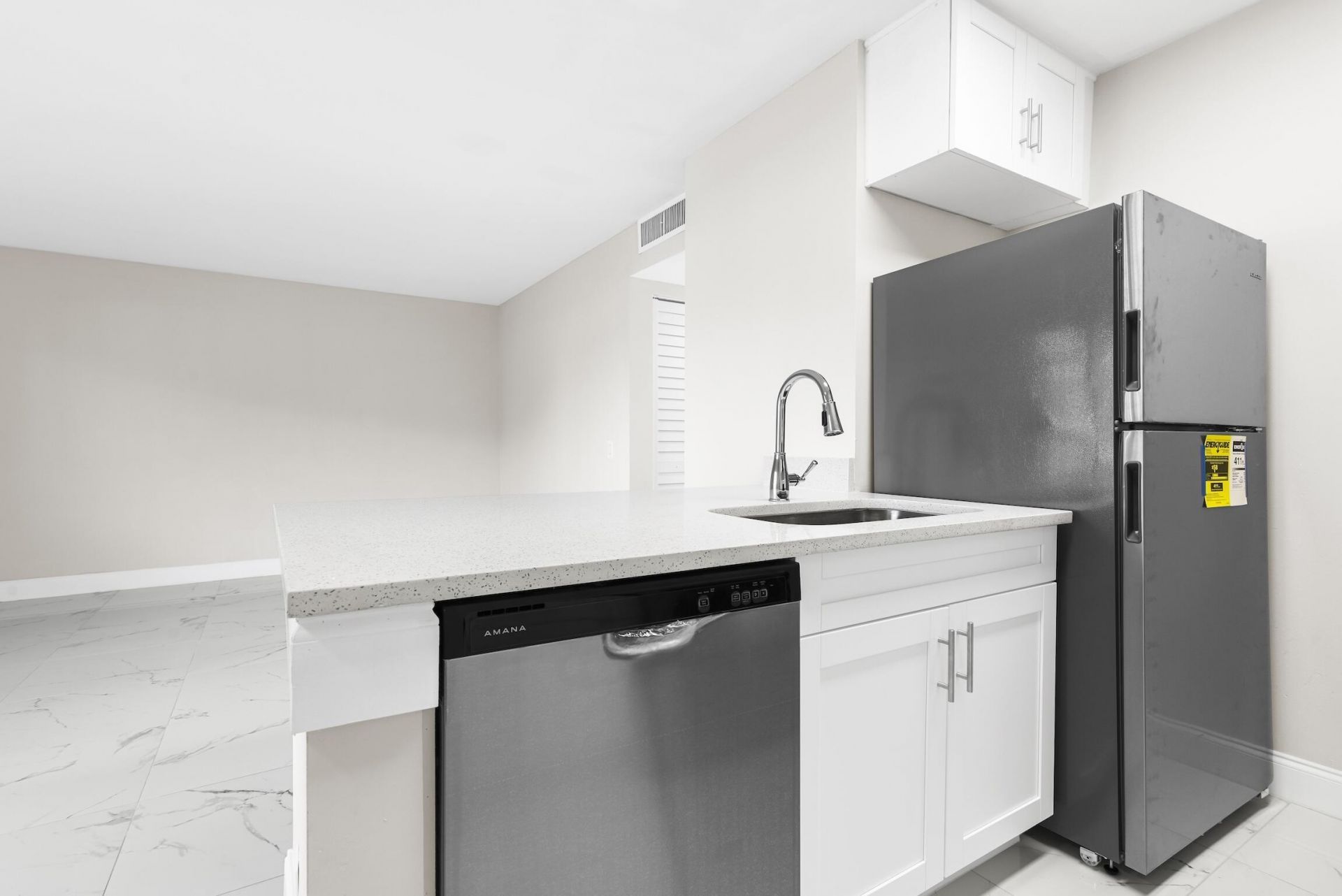 712 Meadows Circle, Boynton Beach, FL 33436 Photo