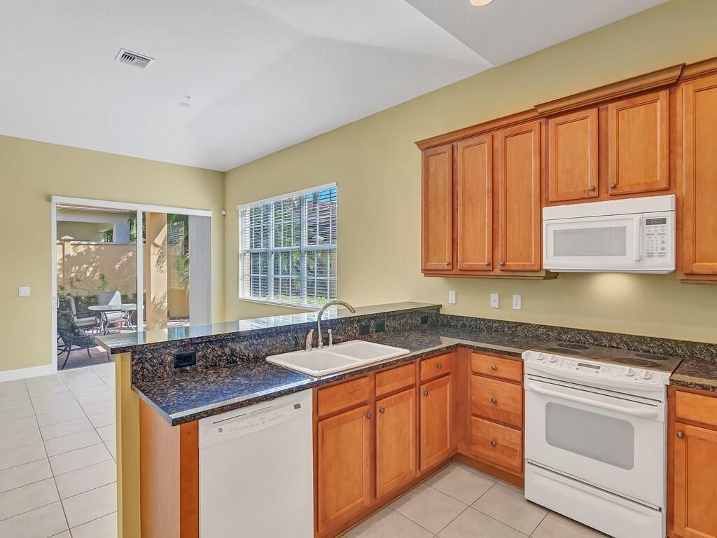 10091 SW Dolce Road, Port Saint Lucie, FL 34986 Photo