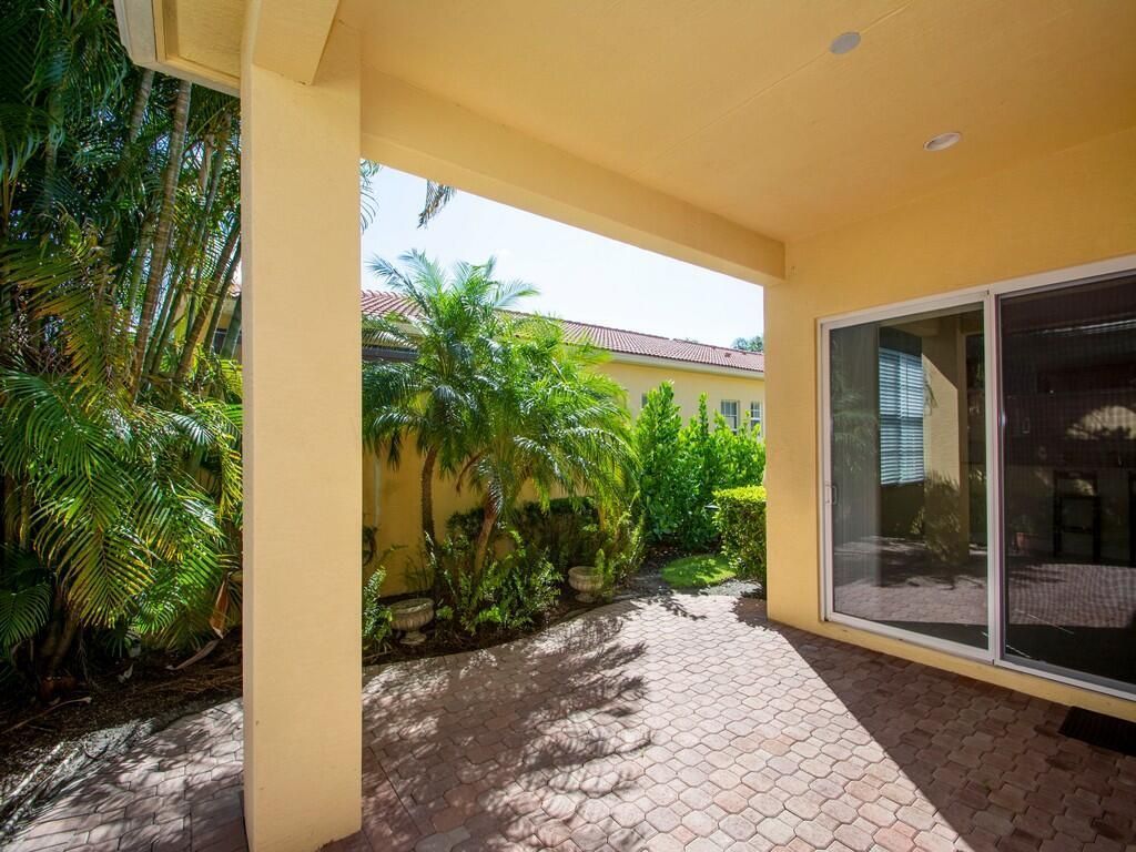 10091 SW Dolce Road, Port Saint Lucie, FL 34986 Photo