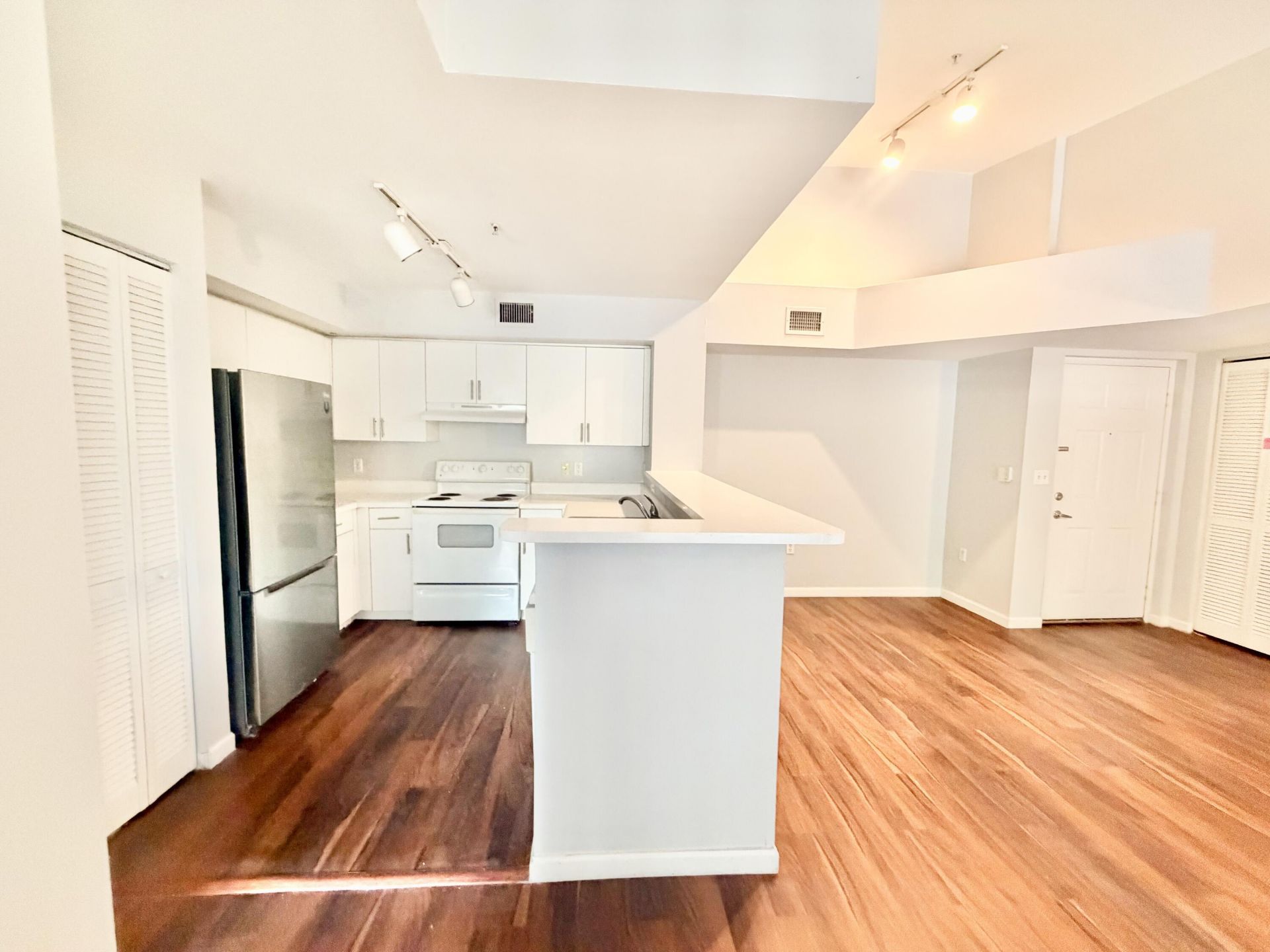 4856 N State Rd 7, Unit 1207, Coconut Creek, FL 33073 Photo