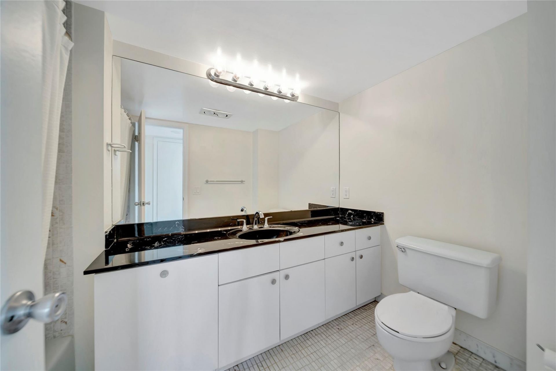 5200 N Ocean Boulevard, Unit 1107b, Lauderdale by the Sea, FL 33308 Photo