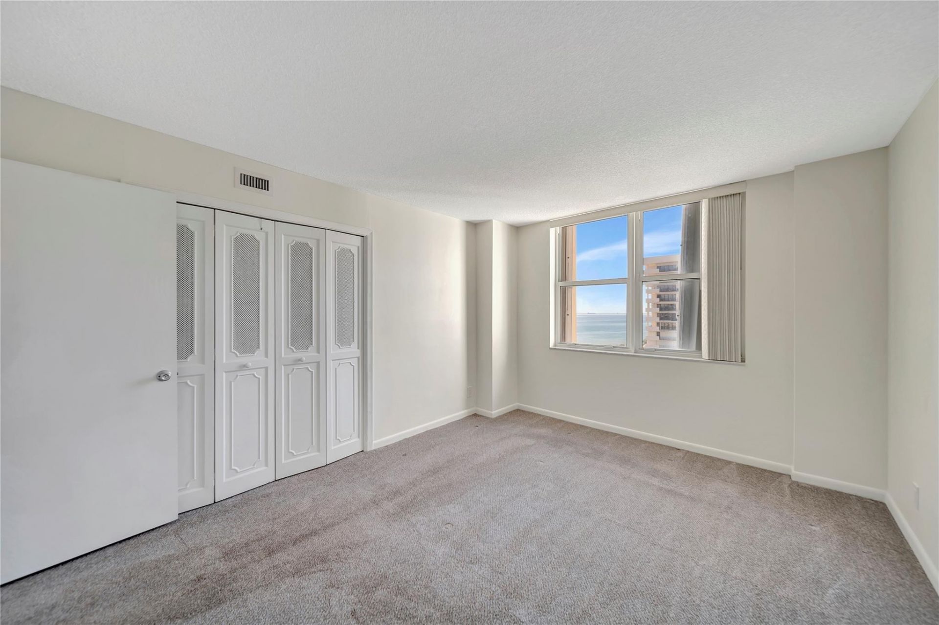5200 N Ocean Boulevard, Unit 1107b, Lauderdale by the Sea, FL 33308 Photo