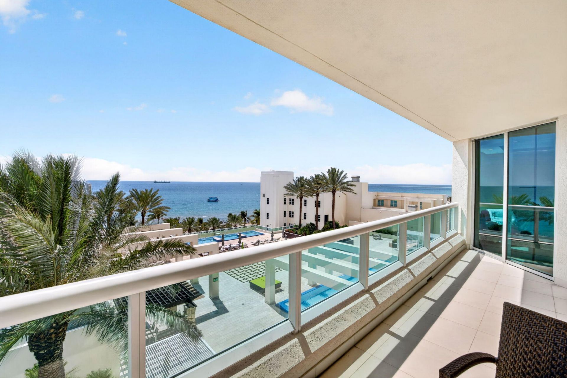 101 S Fort Lauderdale Beach Boulevard, Unit 905, Fort Lauderdale, FL 33316 Photo