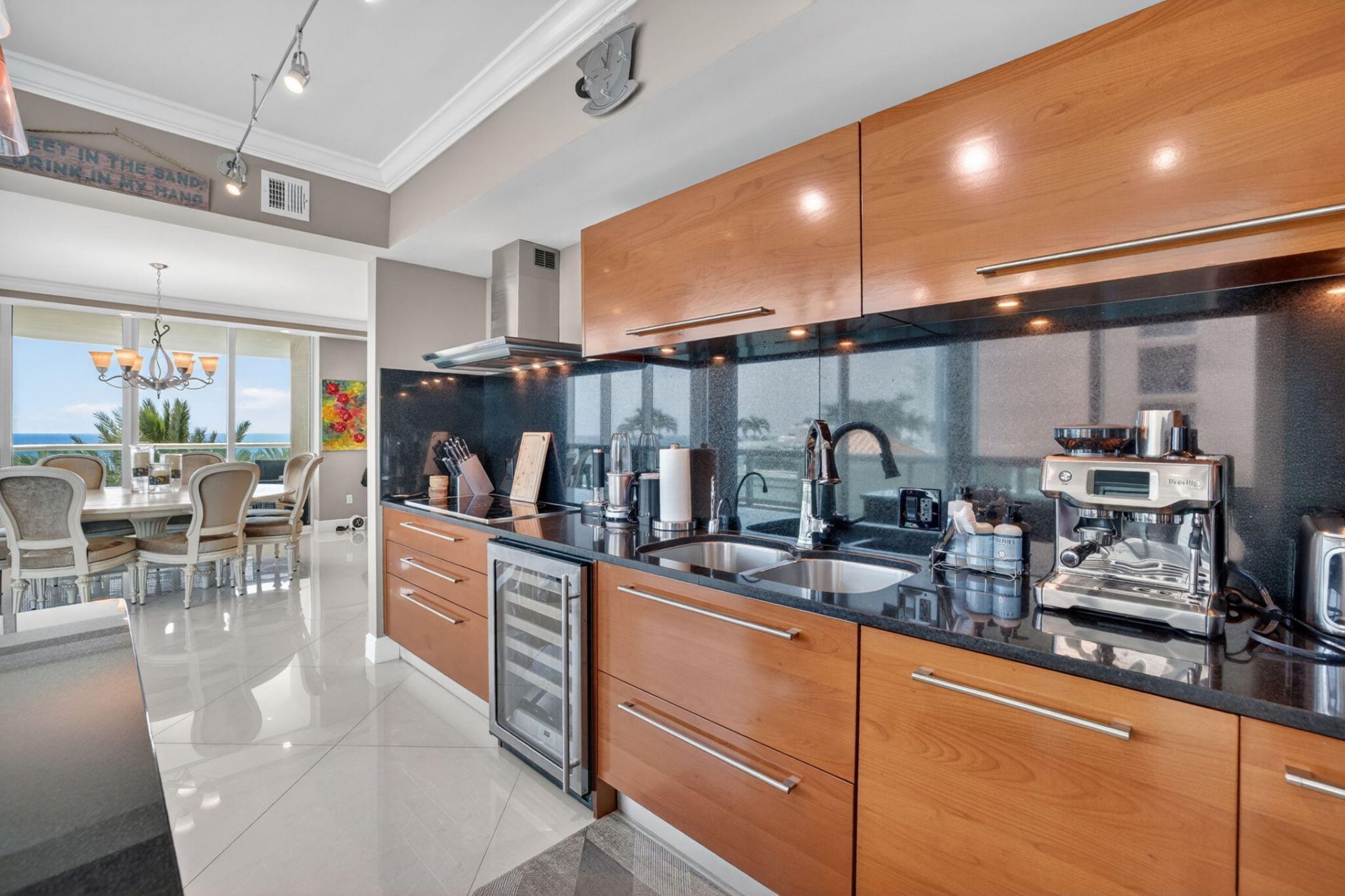 101 S Fort Lauderdale Beach Boulevard, Unit 905, Fort Lauderdale, FL 33316 Photo