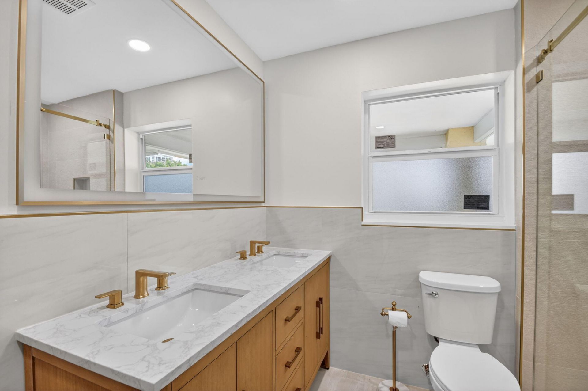 1221 Singer Drive, Singer Island, FL 33404 Photo