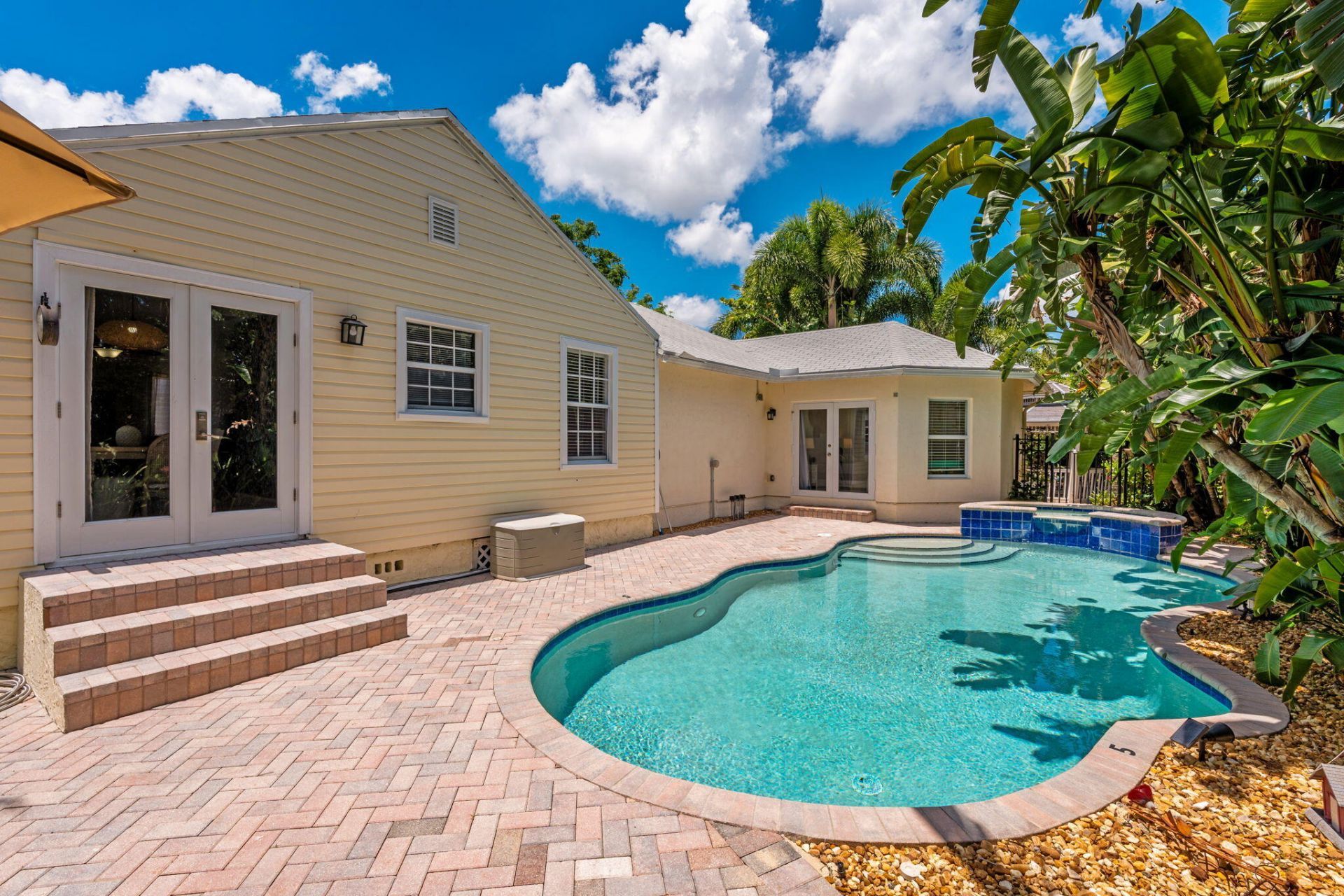 255 NE 12th Street, Delray Beach, FL 33444 Photo