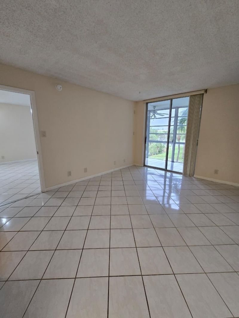 3141 NW 47th Terrace, Unit 326, Lauderdale Lakes, FL 33319 Photo