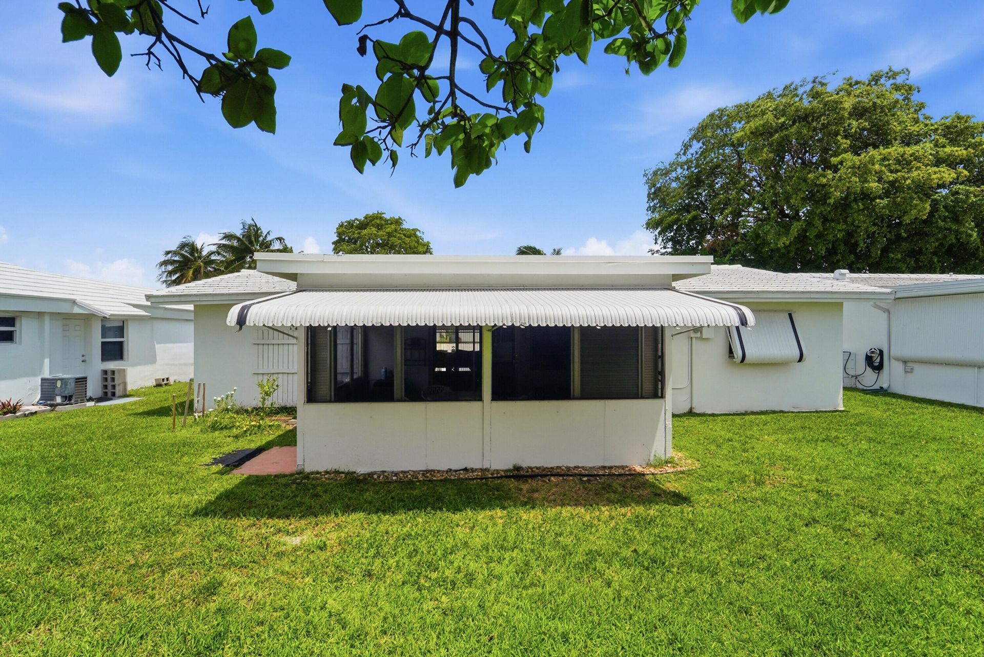 220 Leisure Boulevard, Pompano Beach, FL 33064 Photo