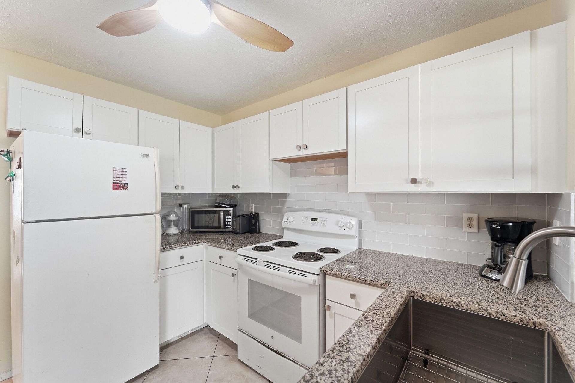 220 Leisure Boulevard, Pompano Beach, FL 33064 Photo