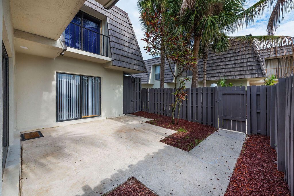 1755 N Congress Avenue, West Palm Beach, FL 33401 Photo