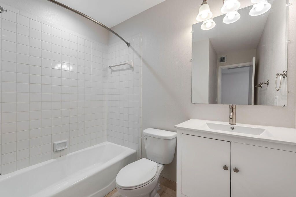 1773 N Congress Avenue, West Palm Beach, FL 33401 Photo