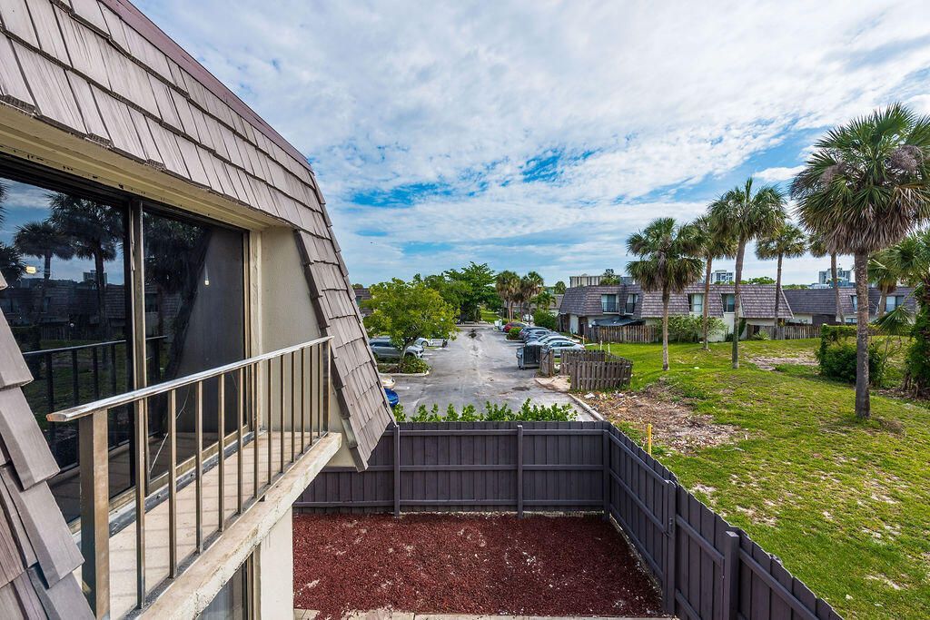 1773 N Congress Avenue, West Palm Beach, FL 33401 Photo