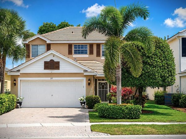217 Berenger Walk, Royal Palm Beach, FL 33414
