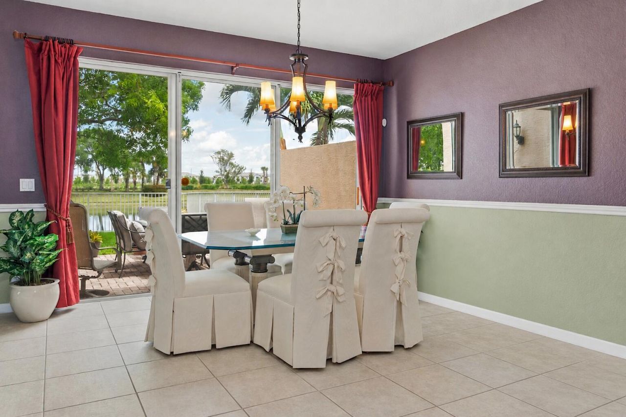 217 Berenger Walk, Royal Palm Beach, FL 33414 Photo