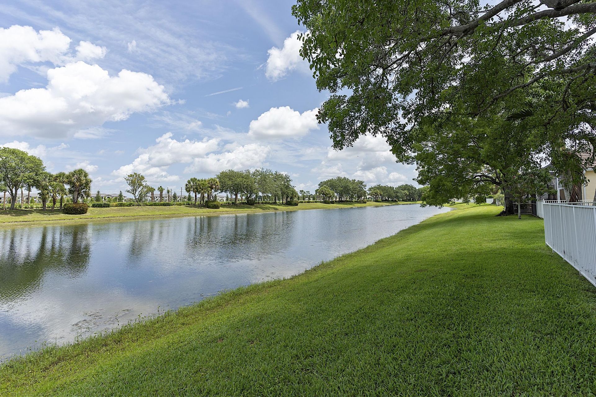 217 Berenger Walk, Royal Palm Beach, FL 33414 Photo