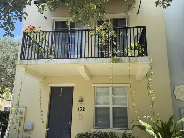 132 Greenwich Circle, Jupiter, FL 33458