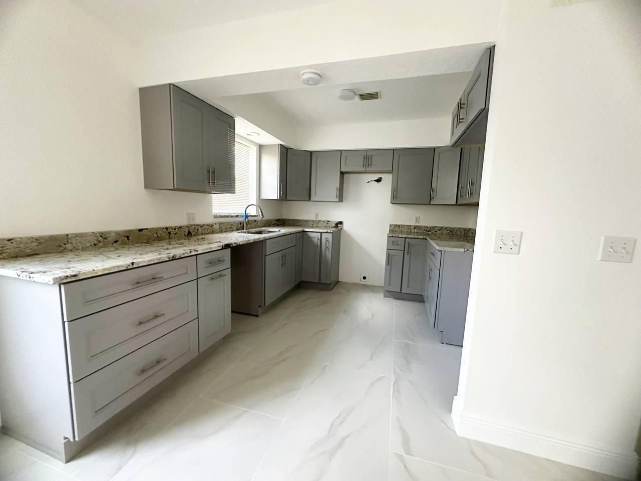 1033 Goldenrod Road, Wellington, FL 33414 Photo