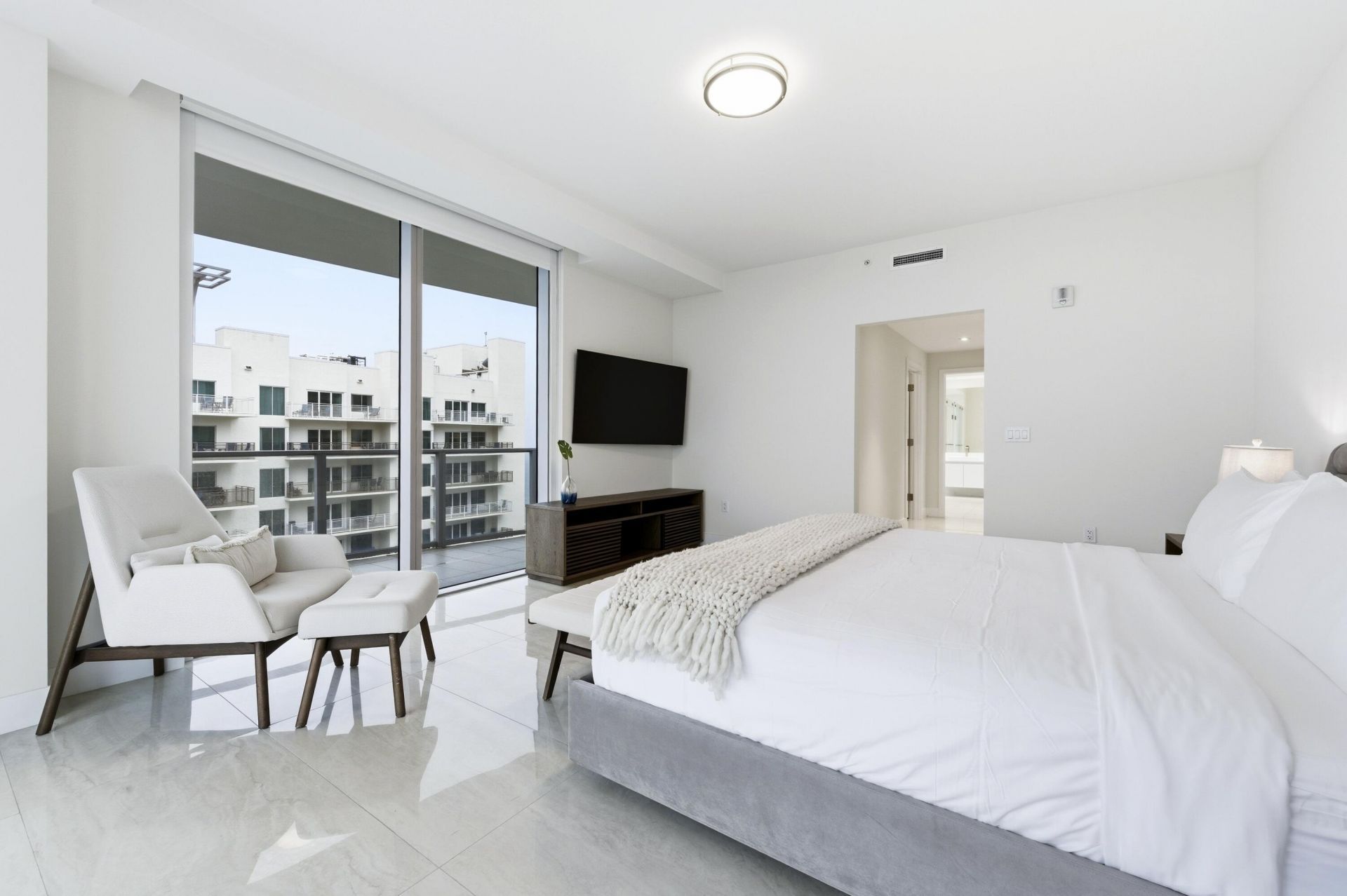 3100 N Ocean Drive N, Unit P-1802, Singer Island, FL 33404 Photo