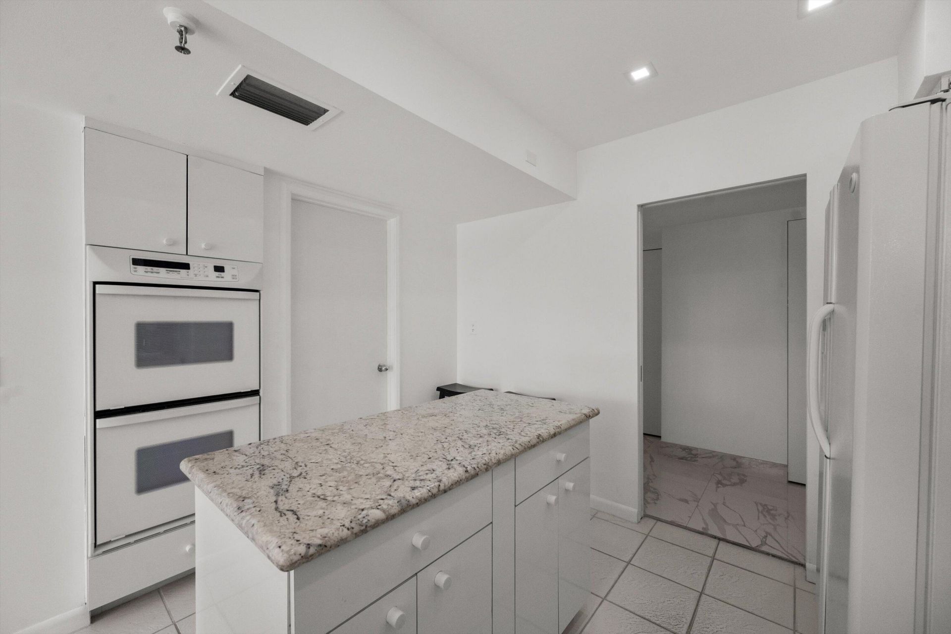 2580 S Ocean Boulevard, Unit 1a1, Palm Beach, FL 33480 Photo