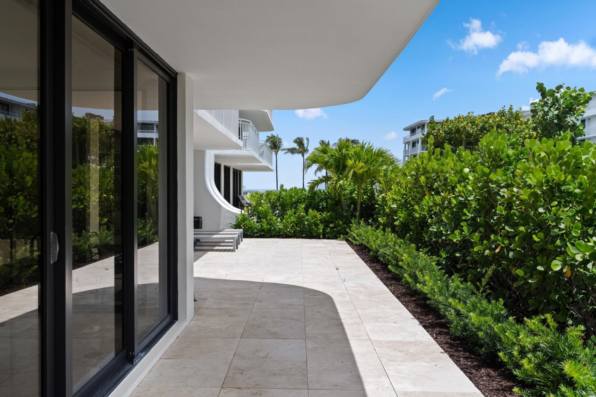 2580 S Ocean Boulevard, Unit 1a1, Palm Beach, FL 33480 Photo