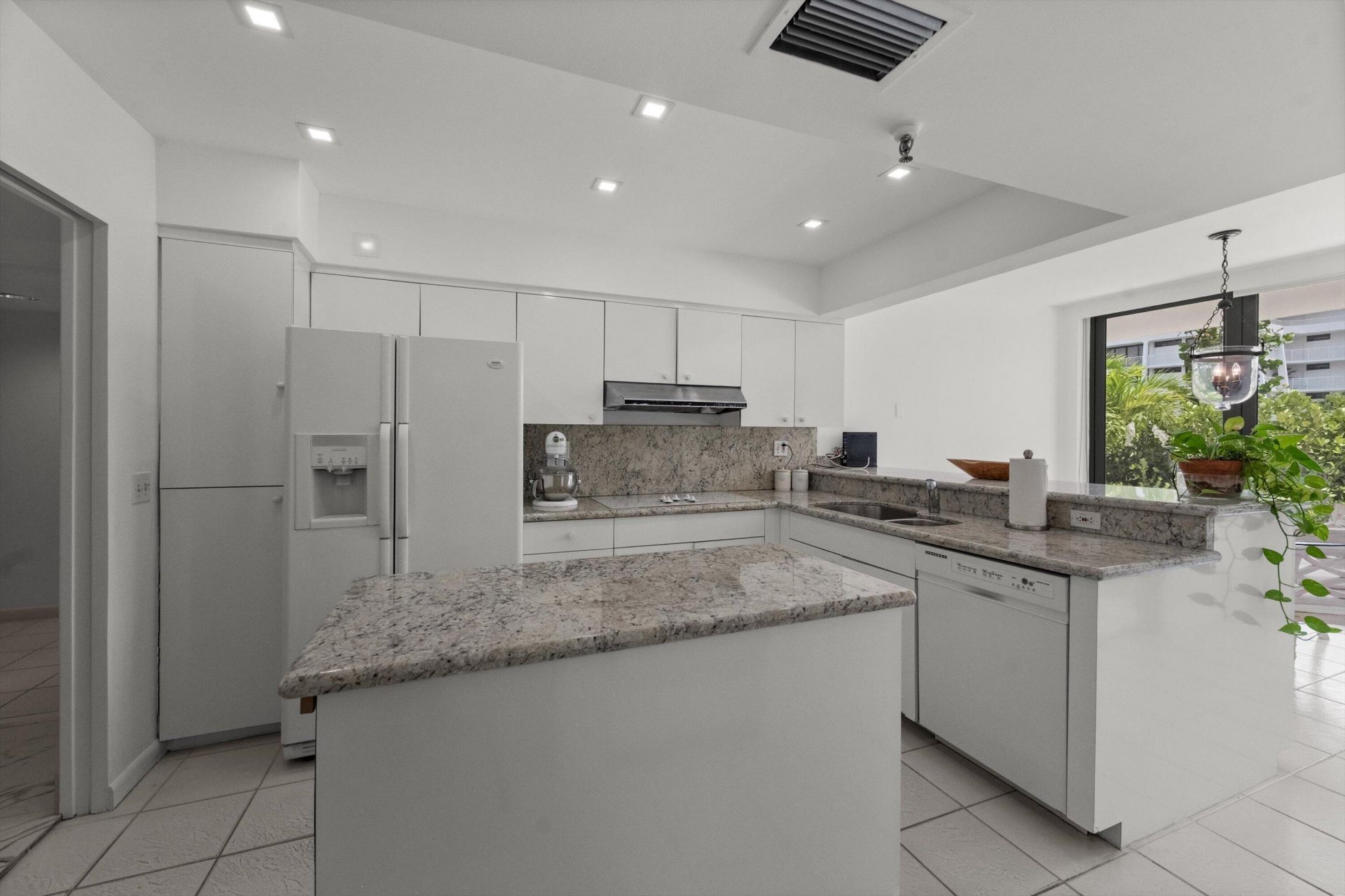 2580 S Ocean Boulevard, Unit 1a1, Palm Beach, FL 33480 Photo