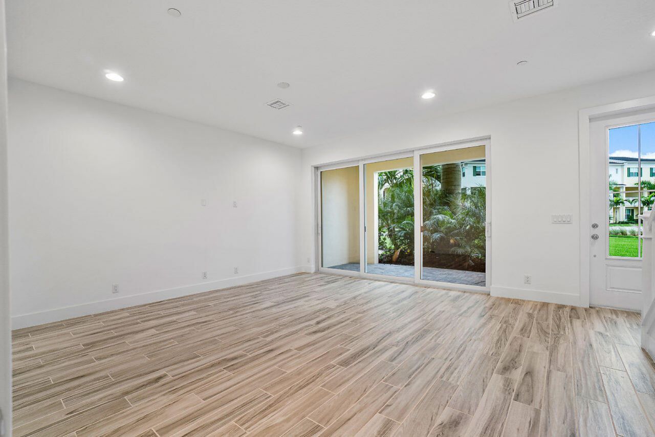 4122 Faraday Way, Palm Beach Gardens, FL 33418 Photo