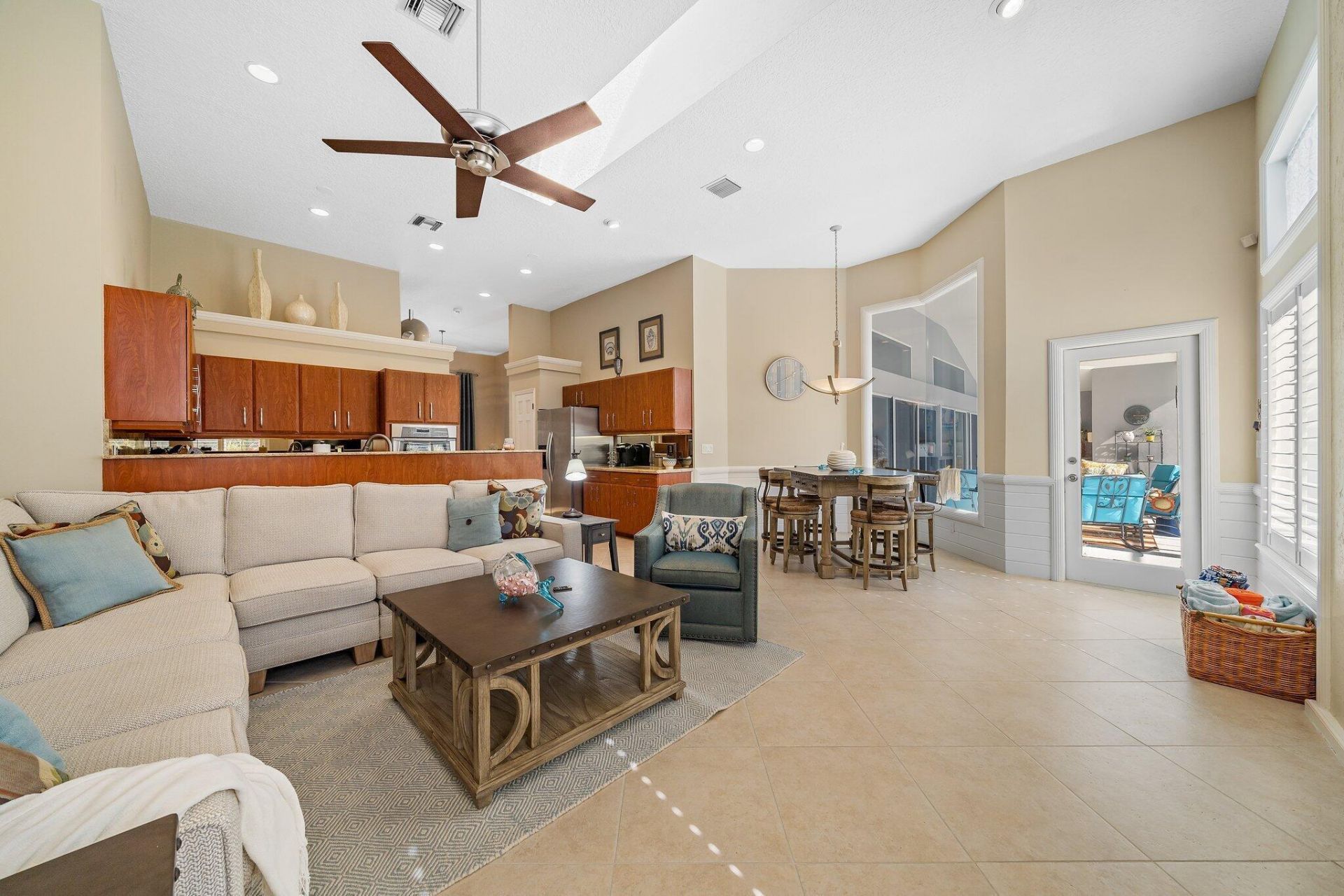 140 Thornton Drive, Palm Beach Gardens, FL 33418 Photo