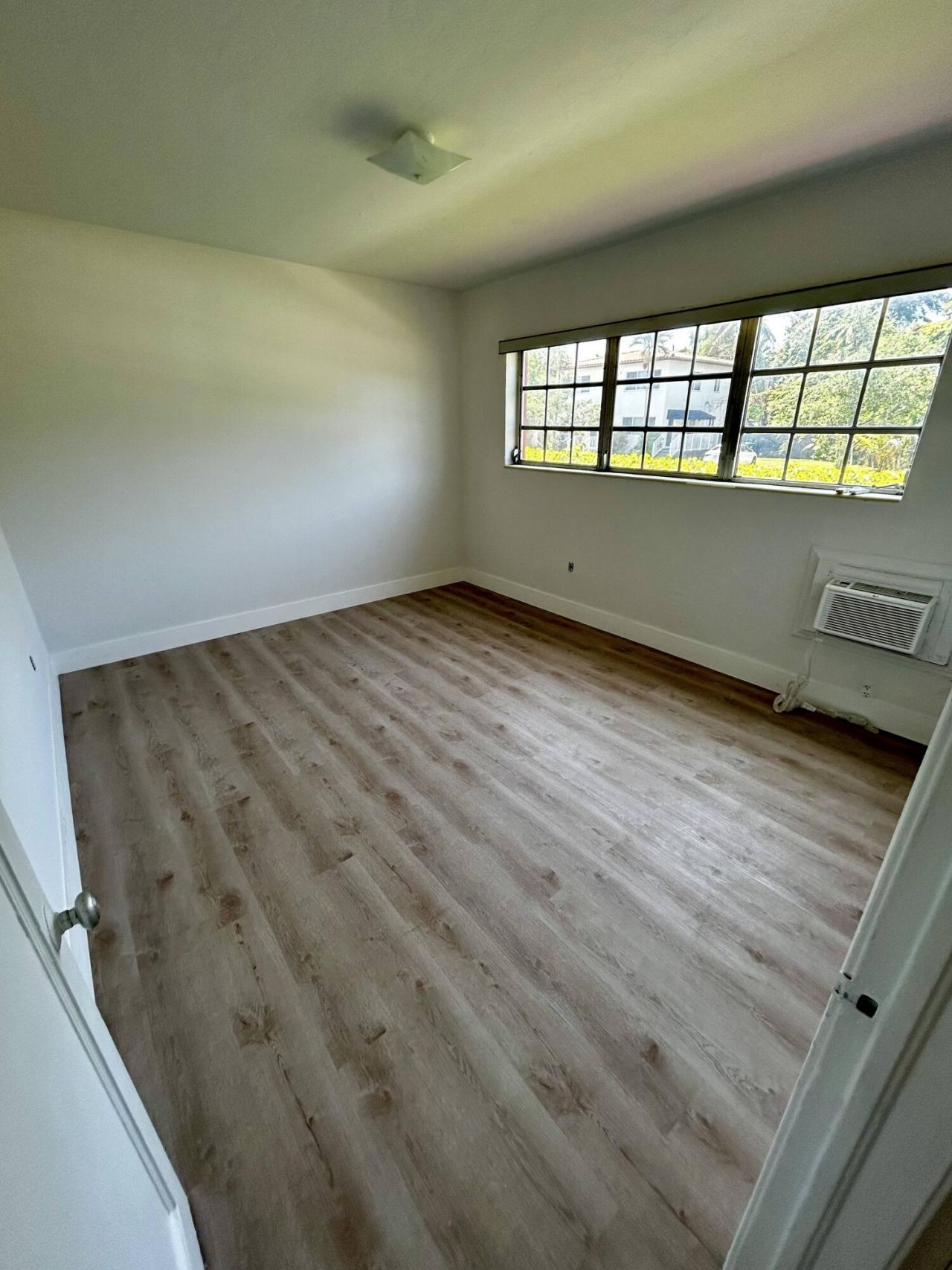 631 SW 11th Street, Unit 1w, Miami, FL 33129 Photo