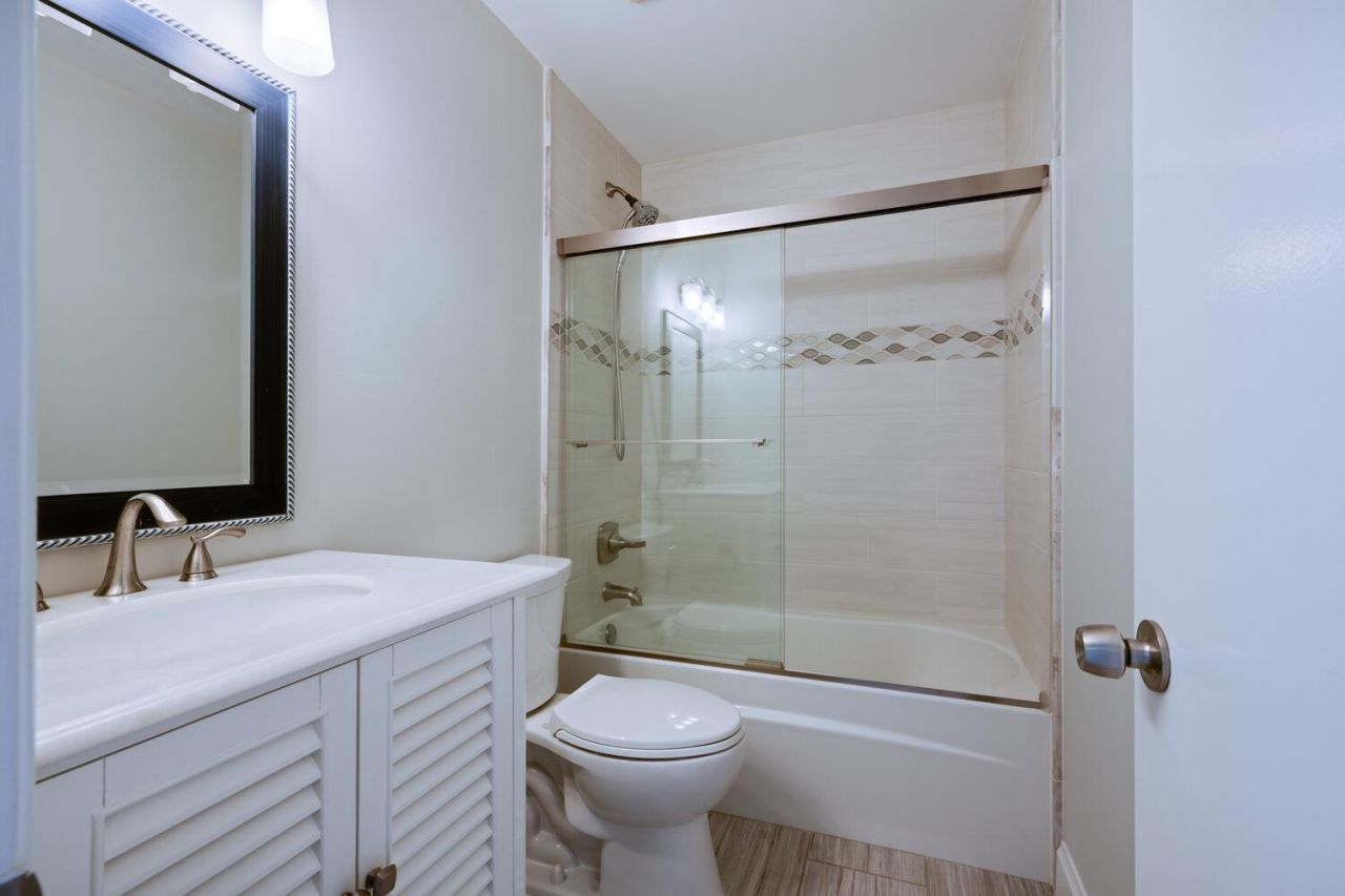 6817 Via Regina, Boca Raton, FL 33433 Photo
