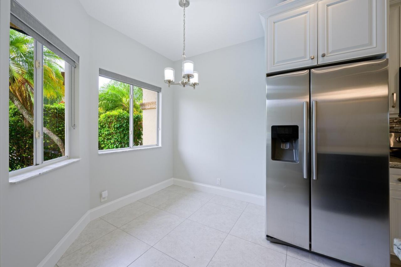 6817 Via Regina, Boca Raton, FL 33433 Photo