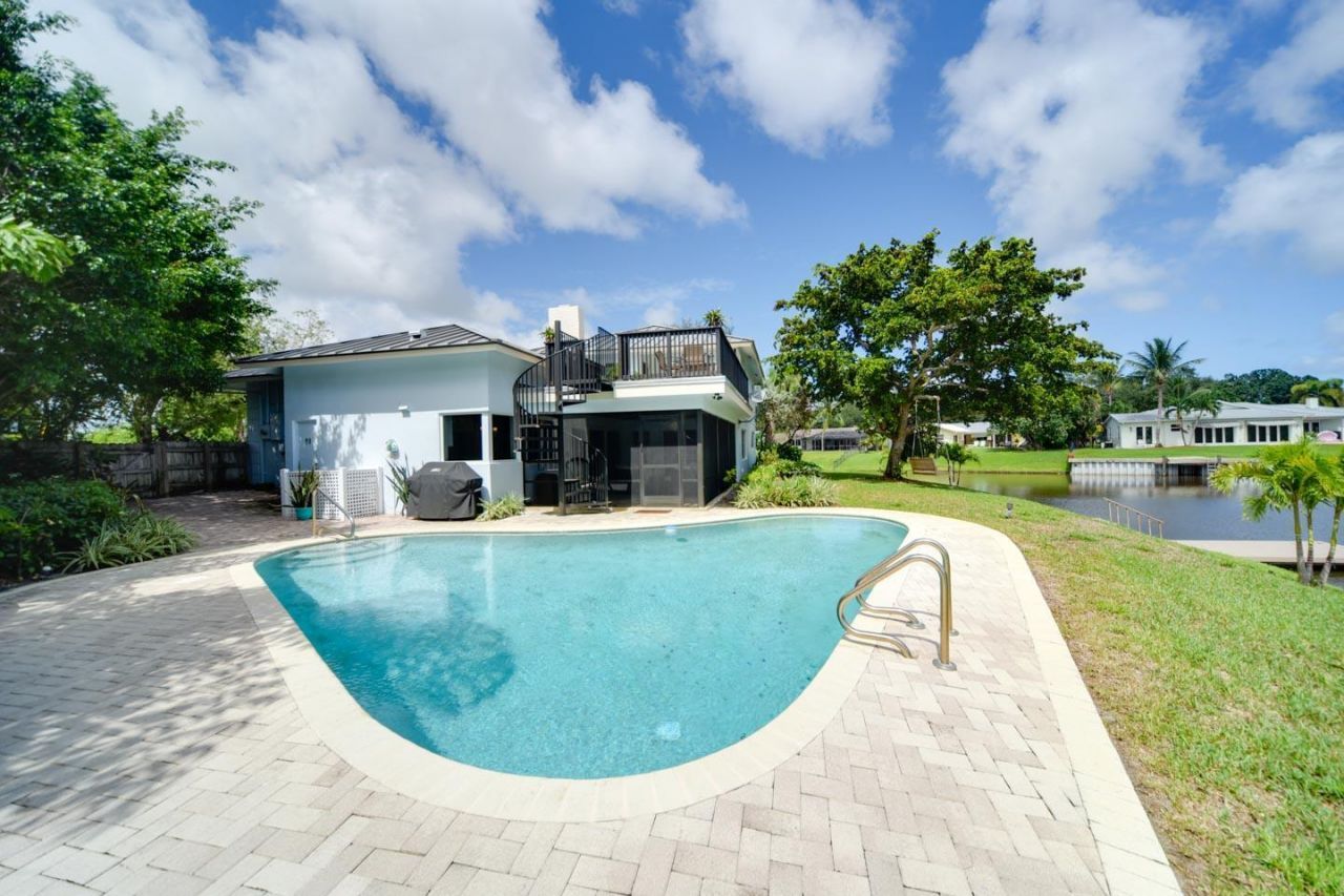 110 SW 11th Avenue, Boca Raton, FL 33486 Photo