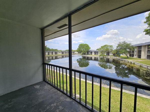 7801 S Colony Cir S, Unit 207, Tamarac, FL 33321