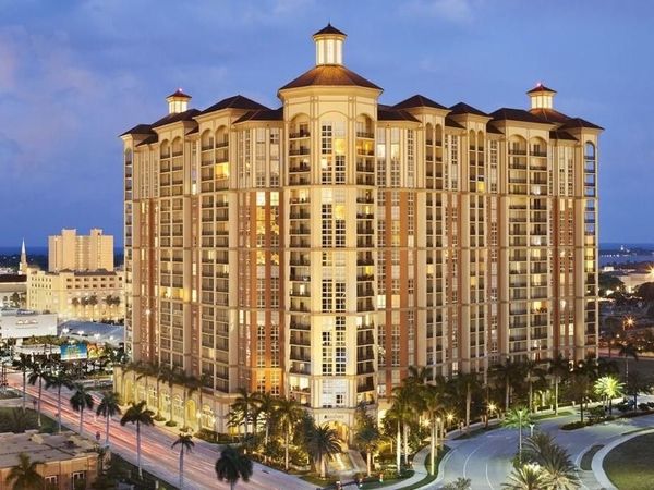 550 Okeechobee Boulevard, Unit 812, West Palm Beach, FL 33401