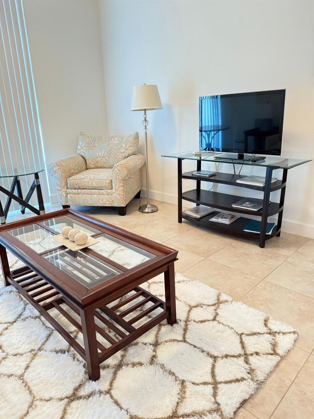 550 Okeechobee Boulevard, Unit 812, West Palm Beach, FL 33401 Photo