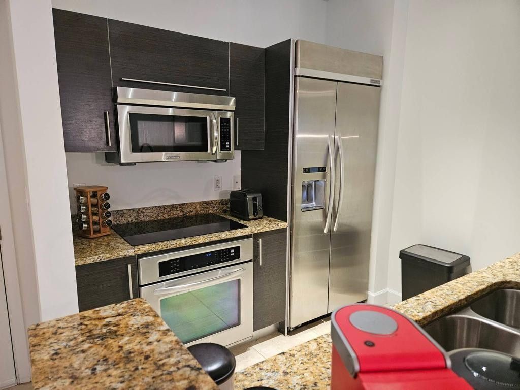 550 Okeechobee Boulevard, Unit 812, West Palm Beach, FL 33401 Photo
