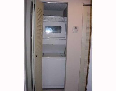2205 S Cypress Bend Drive, Unit 307, Pompano Beach, FL 33069 Photo