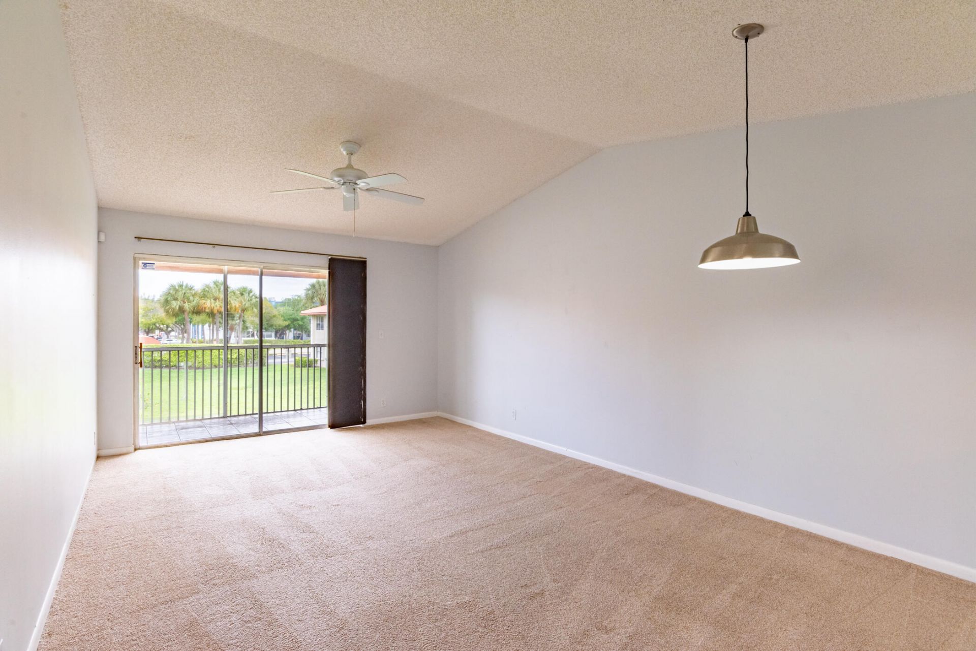 3031 Holiday Springs Boulevard, Unit 201-7, Margate, FL 33063 Photo