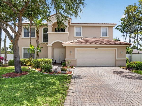 6207 Shadow Tree Lane, Lake Worth, FL 33463