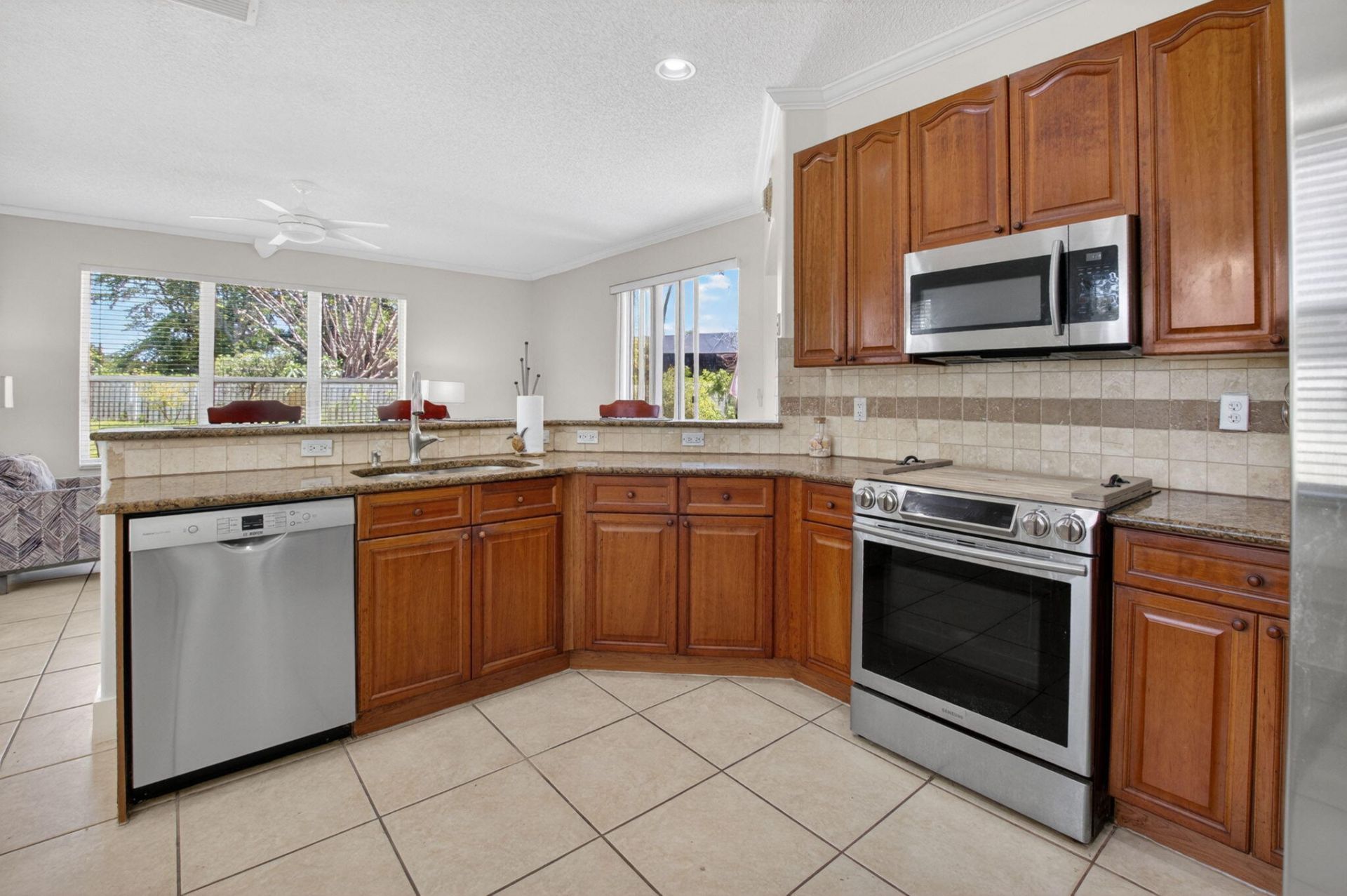 6207 Shadow Tree Lane, Lake Worth, FL 33463 Photo