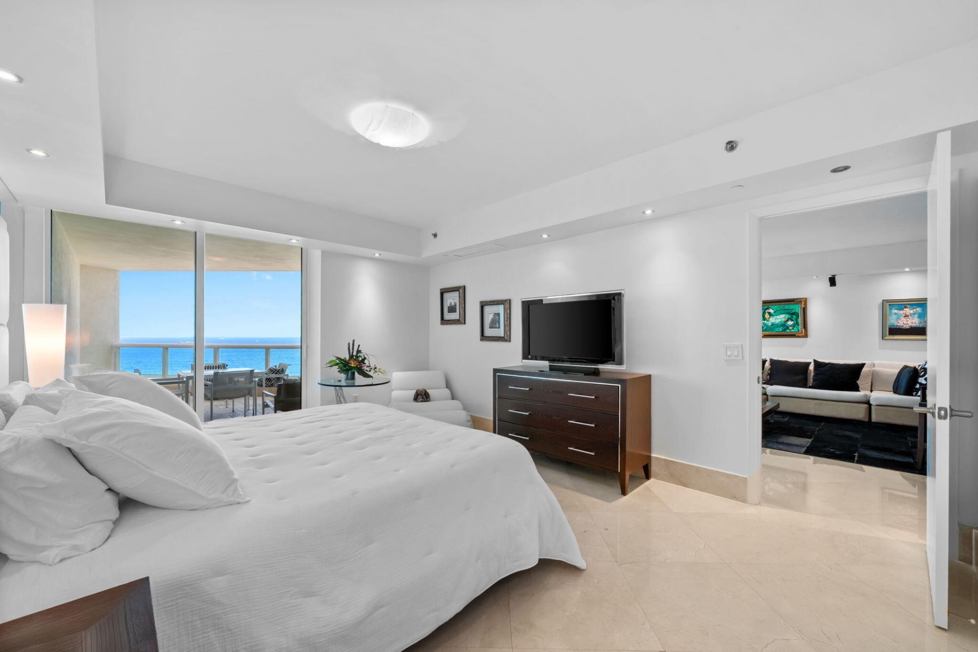 101 S Fort Lauderdale Beach Boulevard, Unit 2004, Fort Lauderdale, FL 33316 Photo