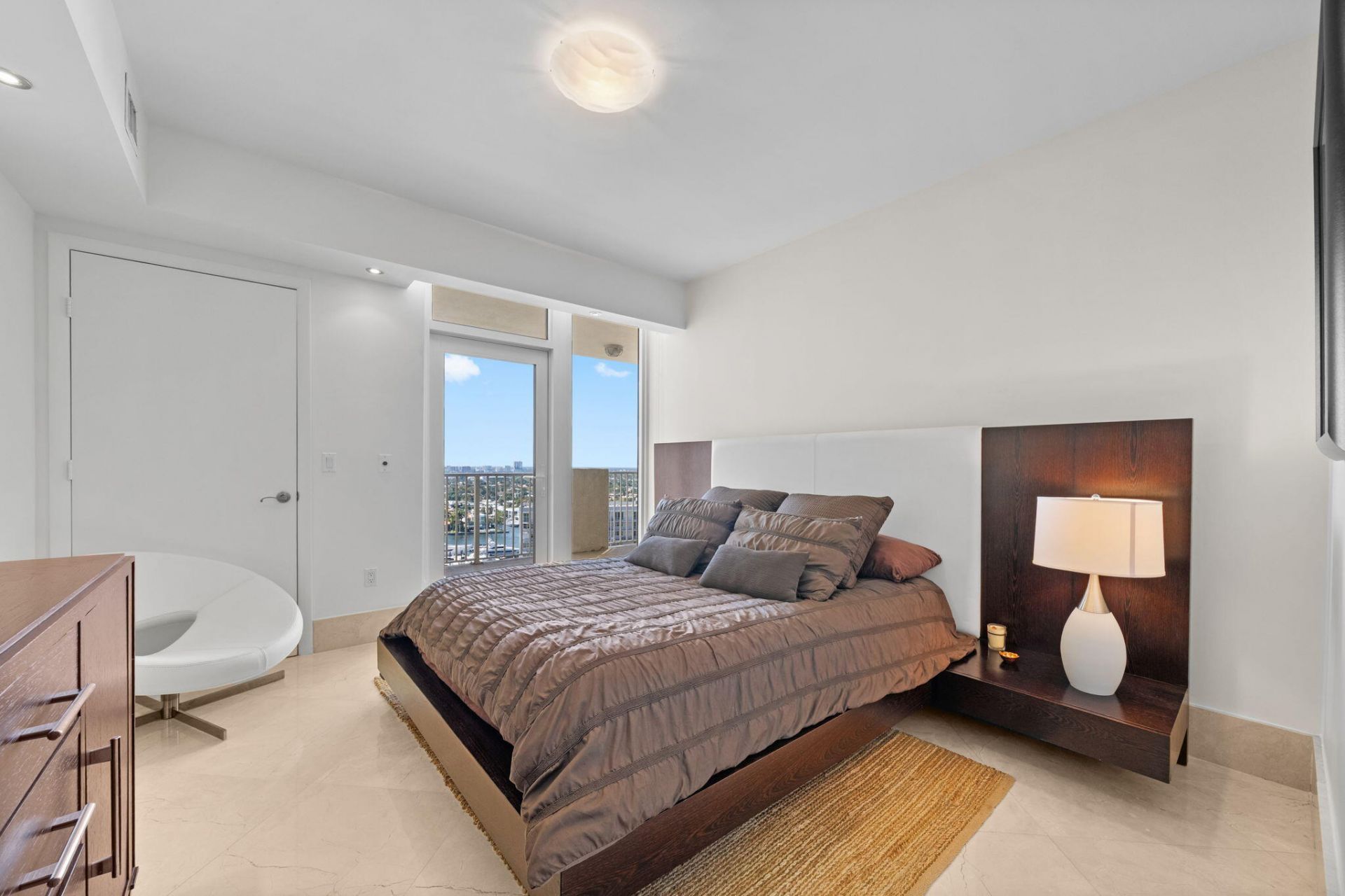 101 S Fort Lauderdale Beach Boulevard, Unit 2004, Fort Lauderdale, FL 33316 Photo