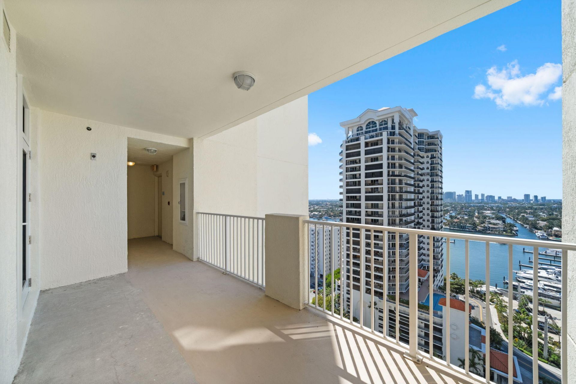 101 S Fort Lauderdale Beach Boulevard, Unit 2004, Fort Lauderdale, FL 33316 Photo