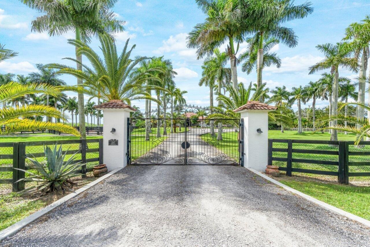 2587 Skipiks Way, Wellington, FL 33470 Photo